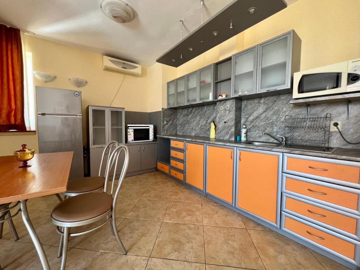 Private One-Bedroom Apartment With Balcony In Sozopol By Flat Mаnаger Extérieur photo