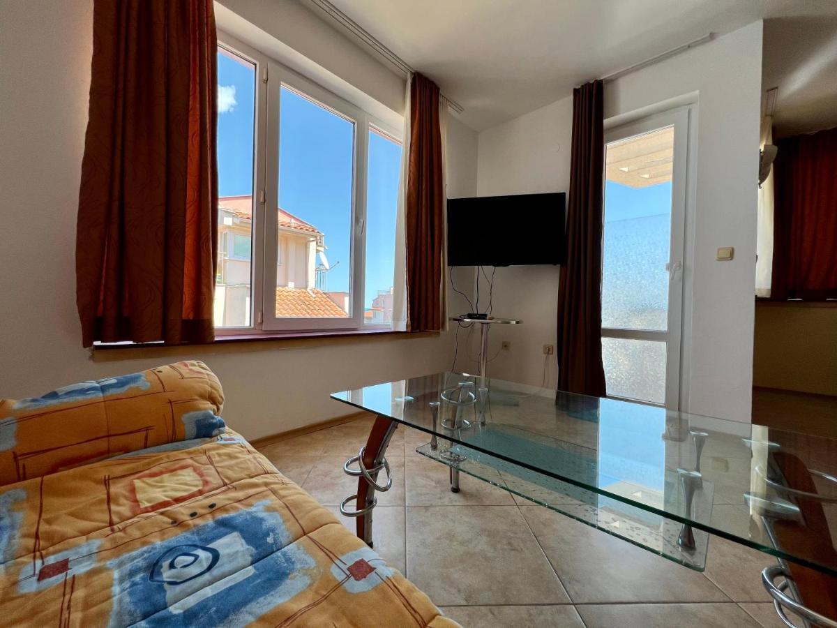 Private One-Bedroom Apartment With Balcony In Sozopol By Flat Mаnаger Extérieur photo