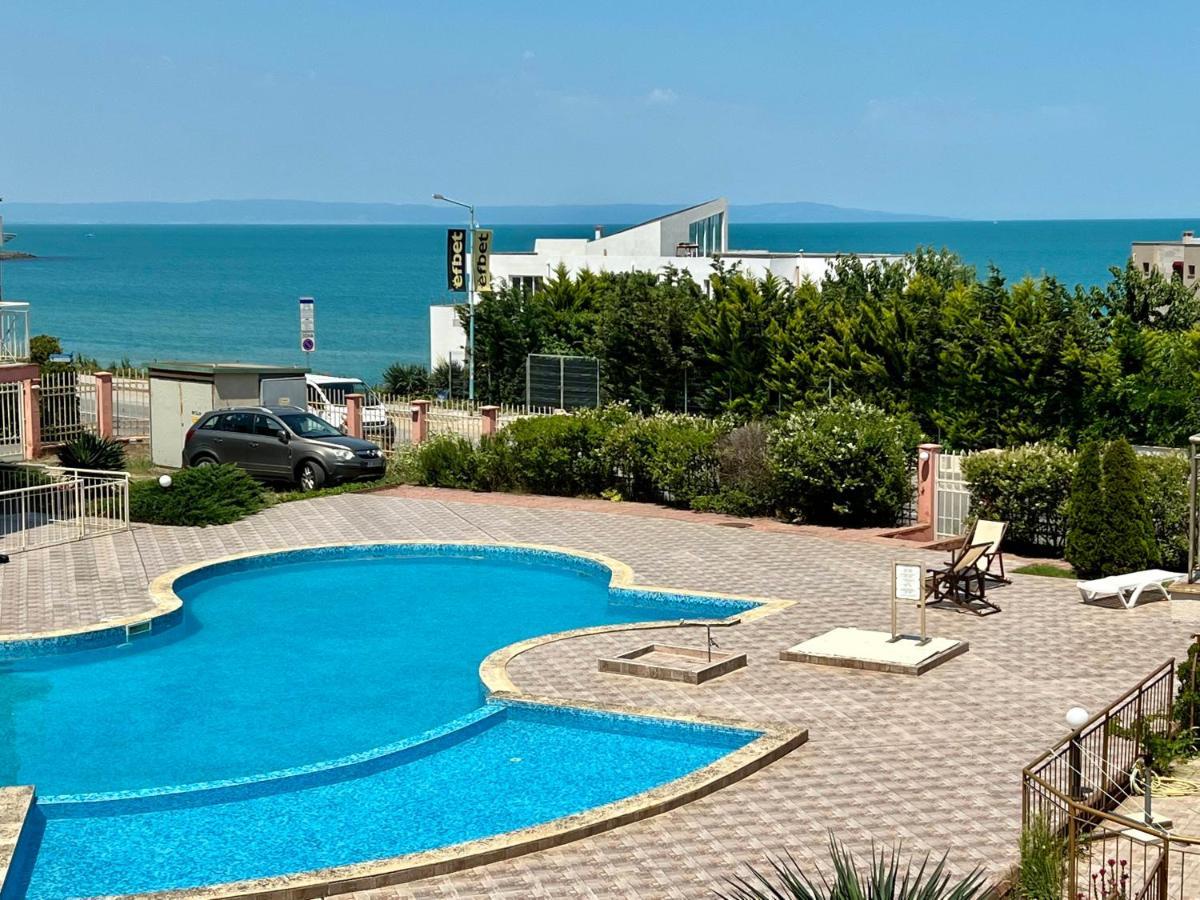 Private One-Bedroom Apartment With Balcony In Sozopol By Flat Mаnаger Extérieur photo